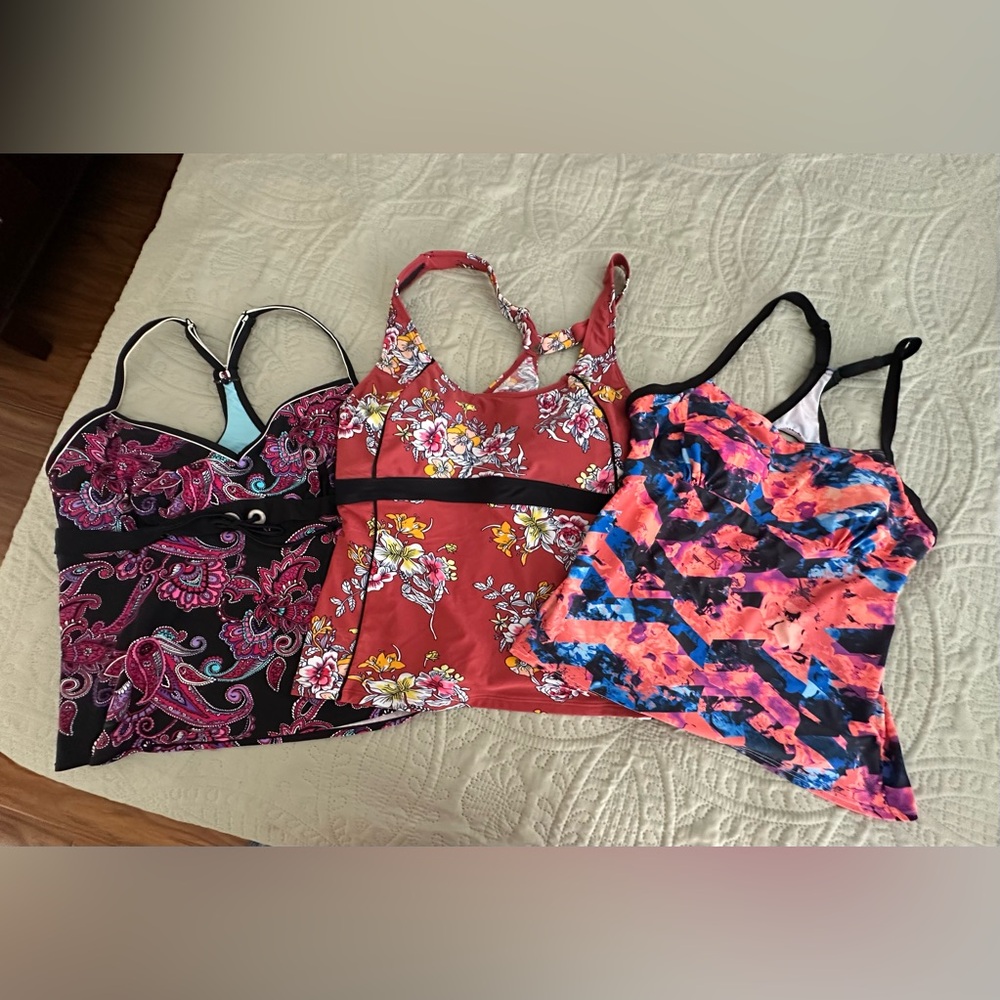 Set of Three Colorful Women’s Tankini Swim Tops L/XL Never Worn